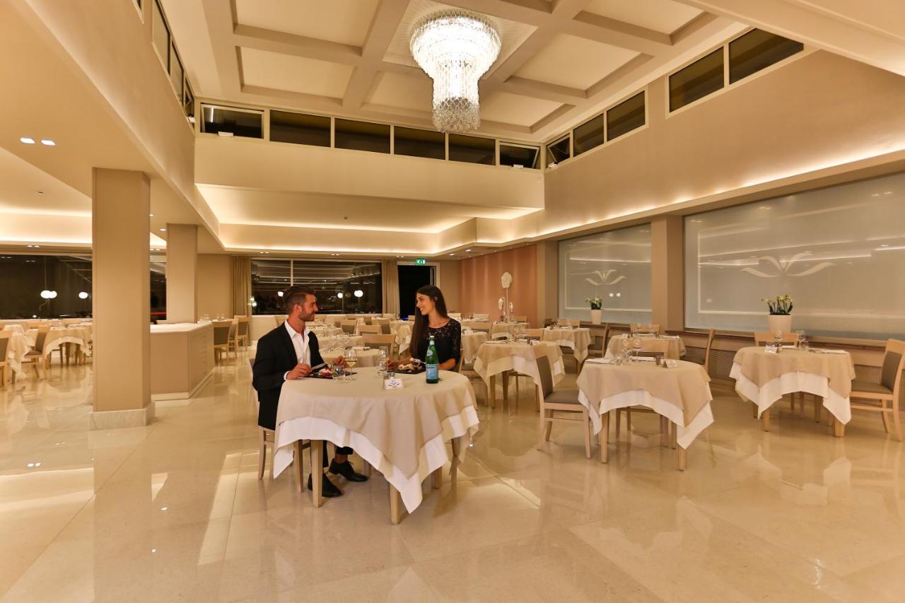 Hotel Savoia Thermae & Spa (Adults Only) Abano Terme Eksteriør bilde